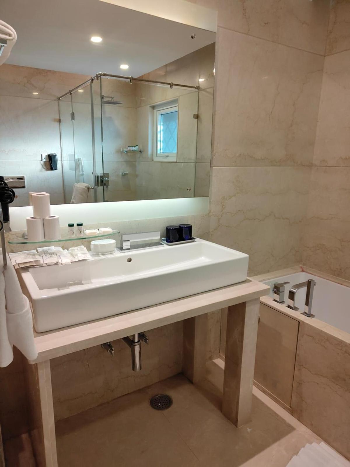 Fortune Hosur - Member Itc Hotels' Group Bagian luar foto
